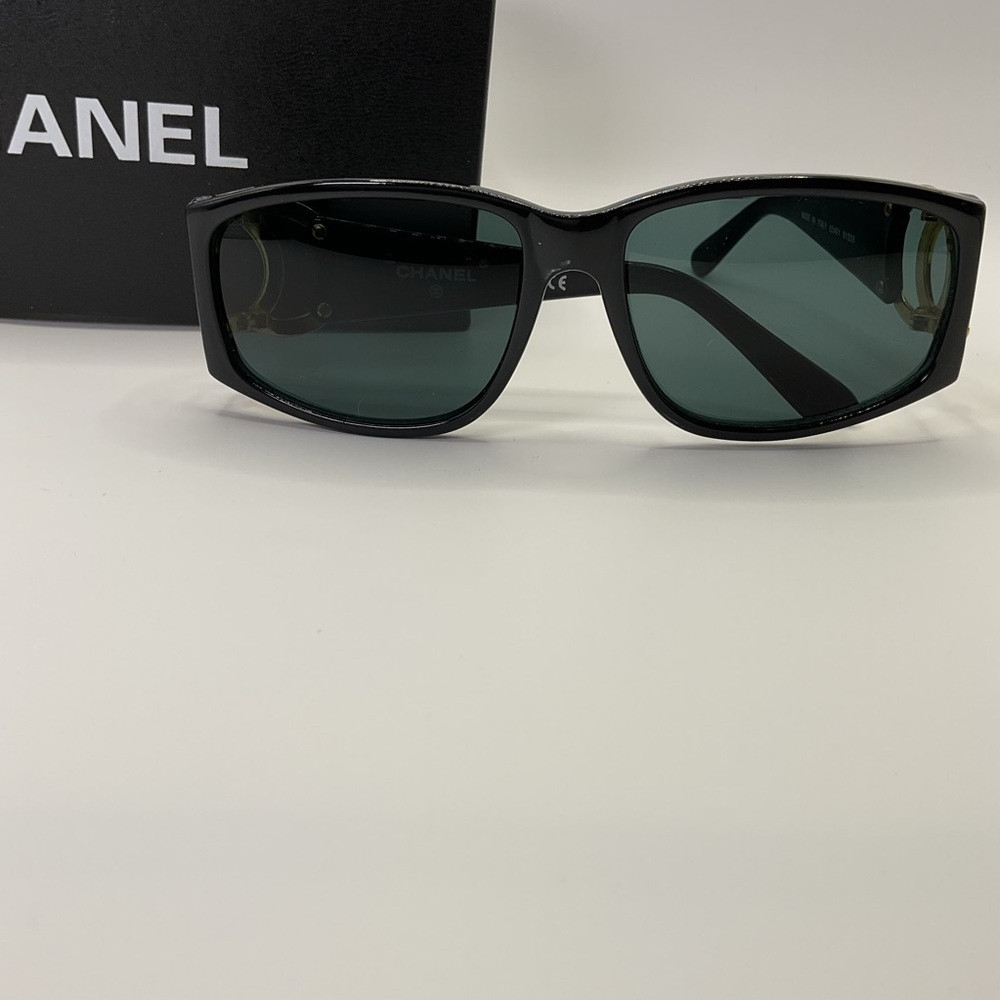 CHANEL Black and Gold Classic Sunglasses - Picture 6 of 14